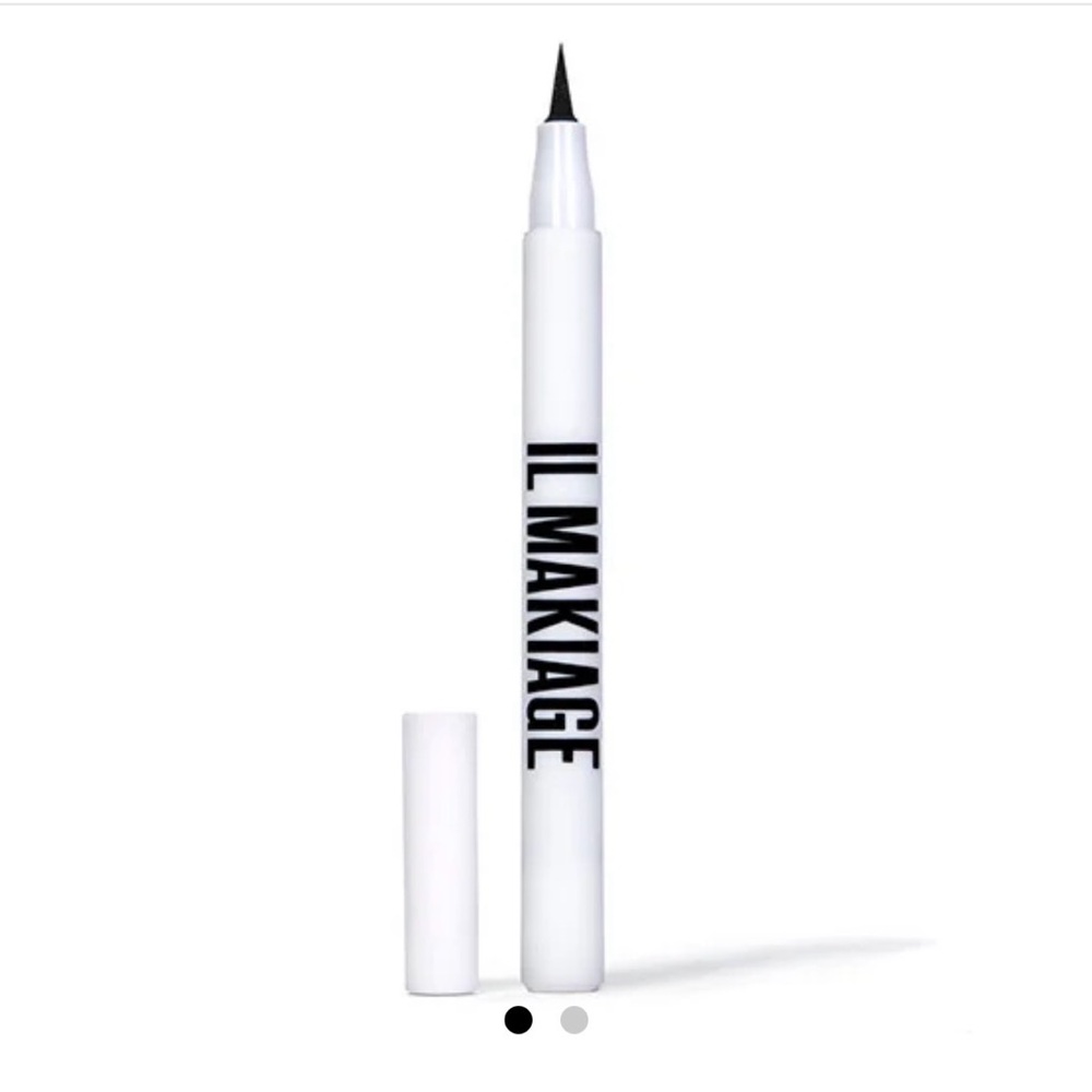 Eyeliner by IL MAKIAGE Black Waterproof Eyeliner Pen color -‎ New Black Card